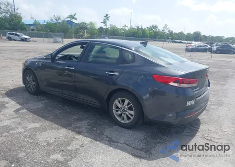 2018 Kia Optima Lx z USA, uszkodzony, nr VIN KNAGT4L37J5235807